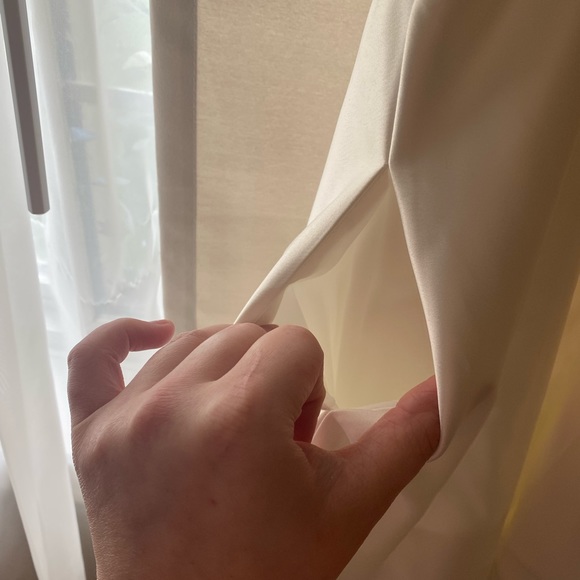 Size 9 dress from Dillards worn once for pictures it has pockets! - Picture 3 of 4